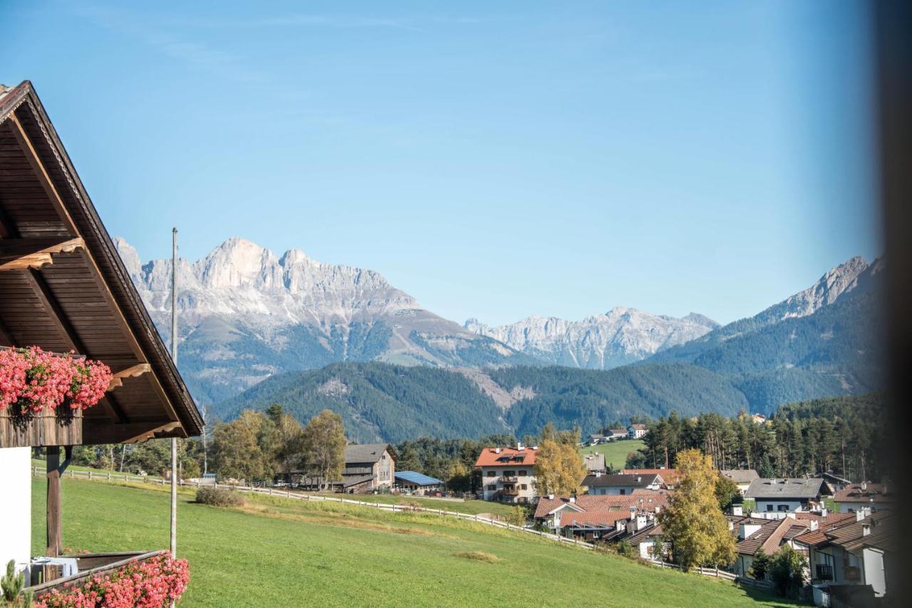 Apparthotel Feldhof - Living And Bistro Nova Ponente Esterno foto
