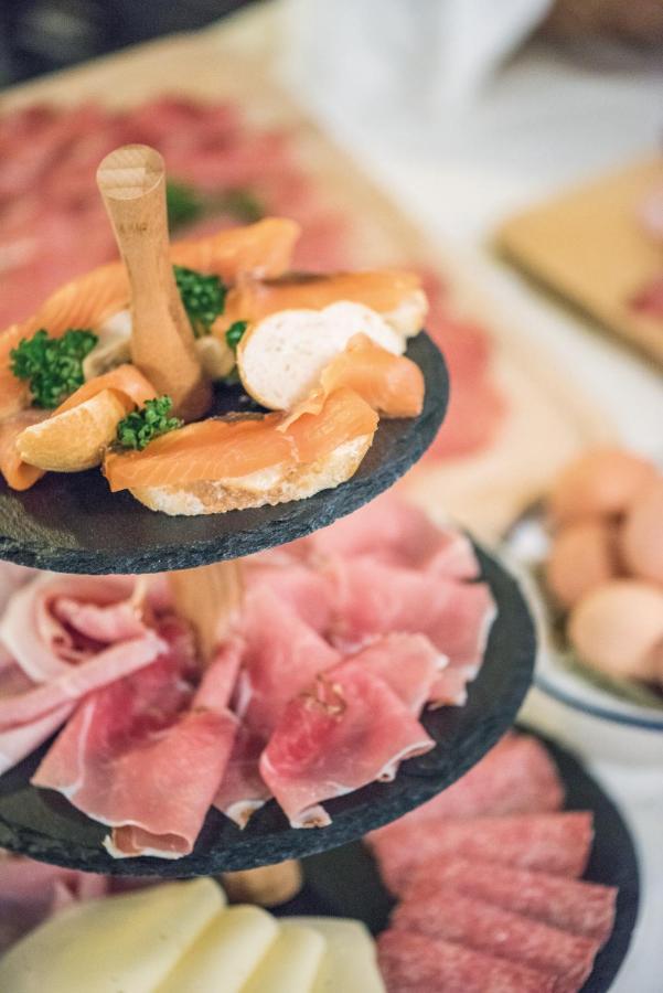 Apparthotel Feldhof - Living And Bistro Nova Ponente Esterno foto