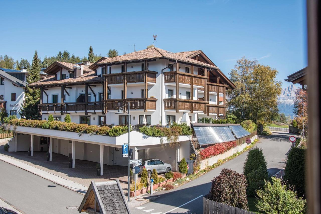 Apparthotel Feldhof - Living And Bistro Nova Ponente Esterno foto