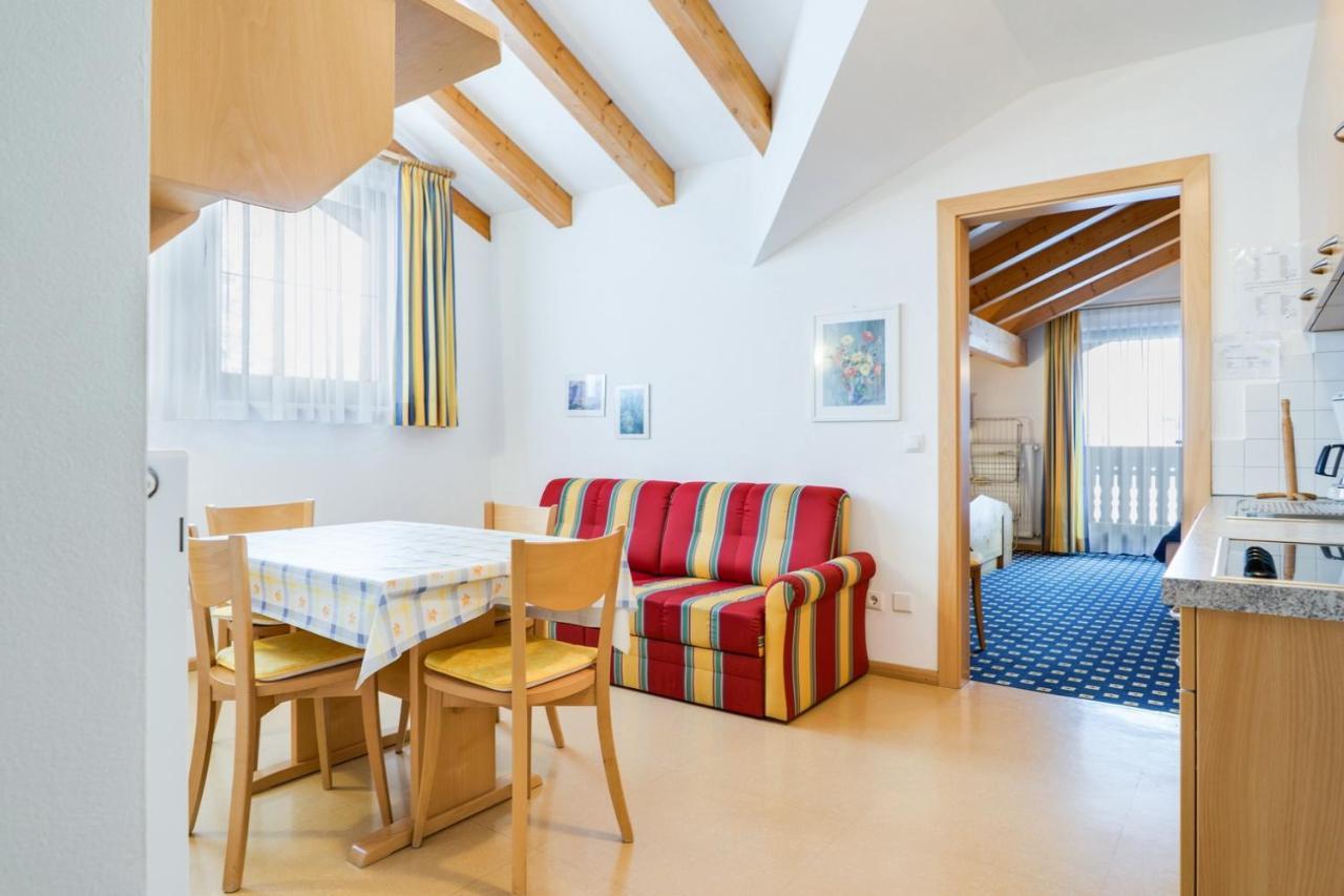 Apparthotel Feldhof - Living And Bistro Nova Ponente Esterno foto