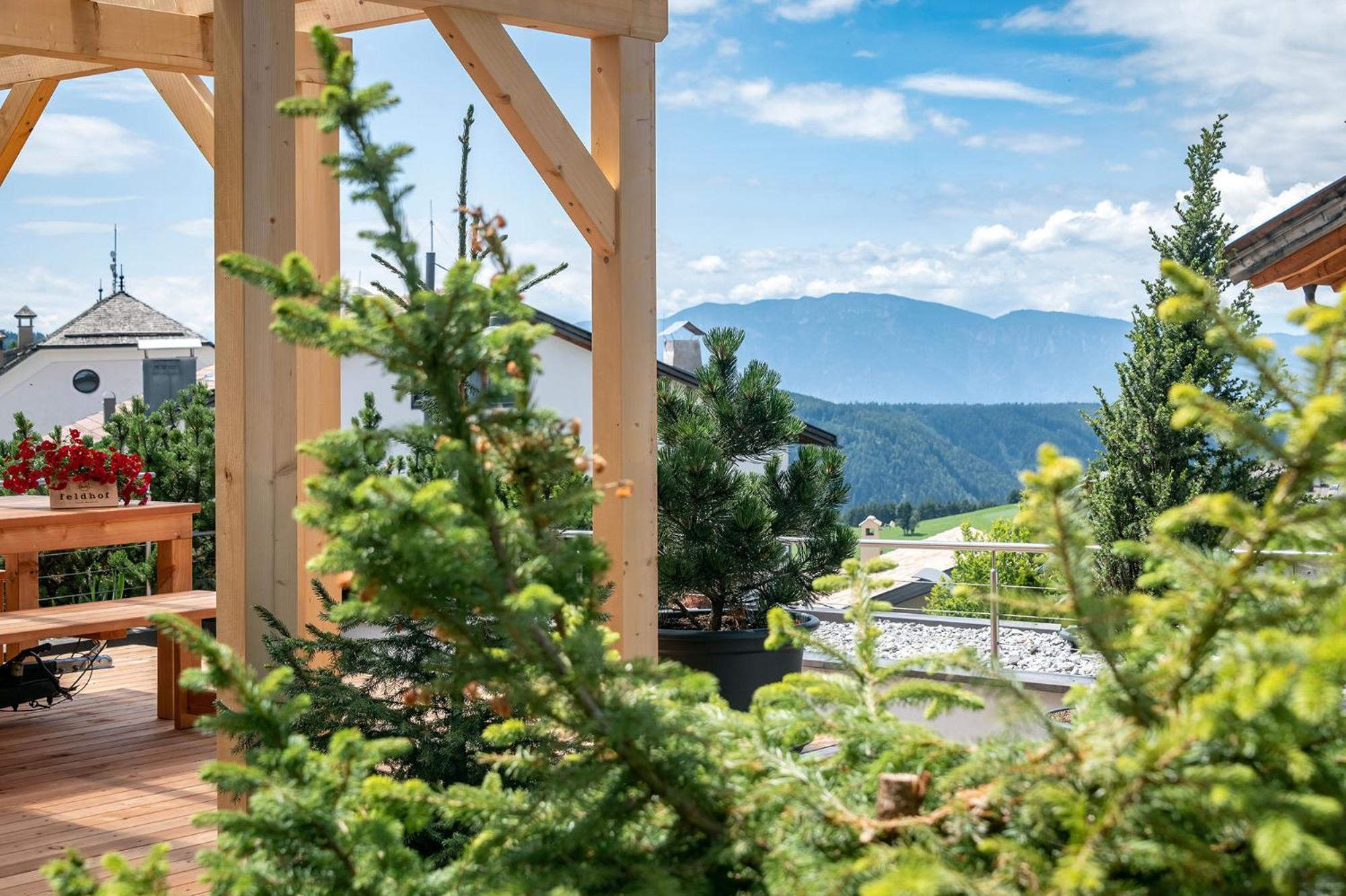 Apparthotel Feldhof - Living And Bistro Nova Ponente Esterno foto